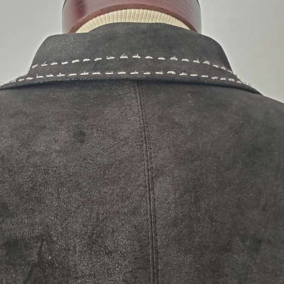 Bona Vita jacket. Black and navy with flowers. Size 8 - Picture 7 of 11